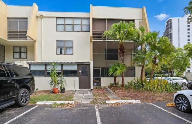 20291 NE 30th Ave - 20291 Northeast 30th Avenue, Aventura, FL 33180