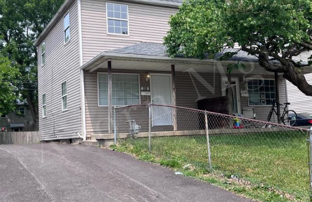 953 Racine Avenue - 953 Racine Avenue, Columbus, OH 43204