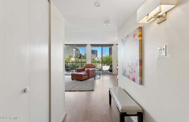 2323 N Central Avenue Gallery 2