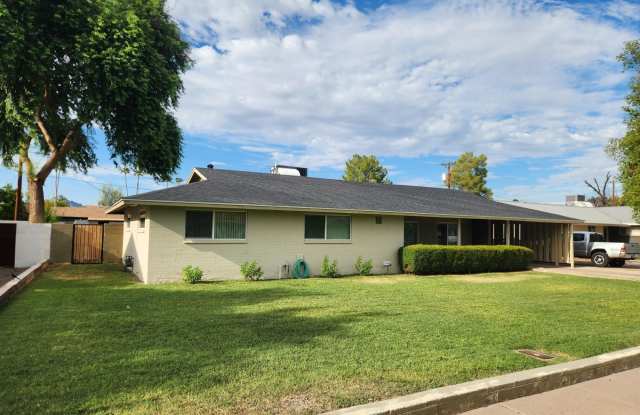 3010 E MITCHELL Drive - 3010 East Mitchell Drive, Phoenix, AZ 85016