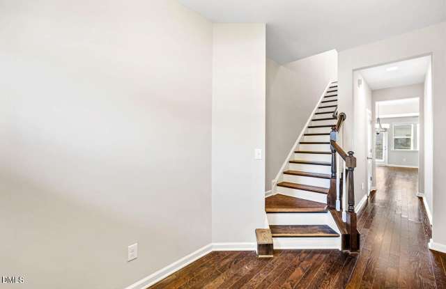 506 Aronia Drive, Hillsborough NC 27278 Gallery 4