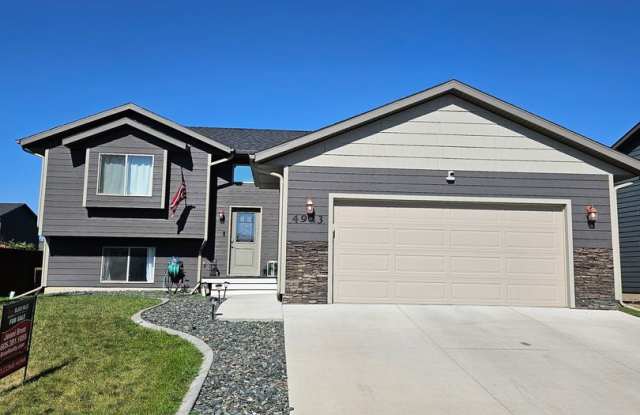 3 BED | 3 BATH | SPLIT FOYER HOME | GARAGE photos photos