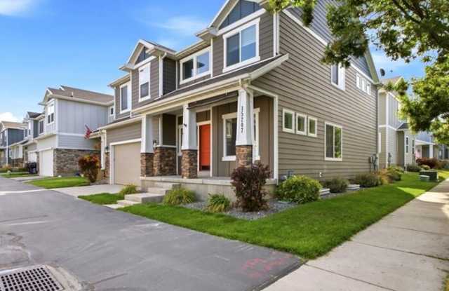 15207 South Charleville Cove Gallery 2