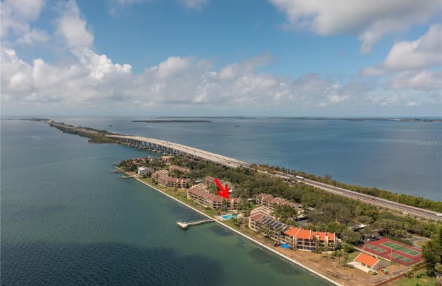 7520 SUNSHINE SKYWAY LANE S - 7520 Sunshine Skyway Lane South, St. Petersburg, FL 33711