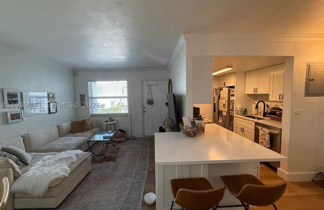 801 Meridian Ave photos photos