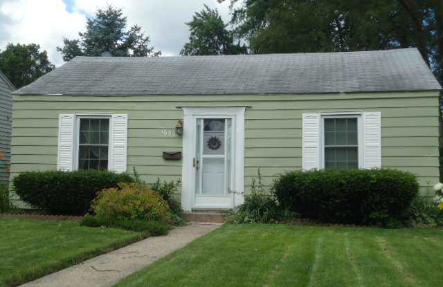 1657 N Adams St photos photos