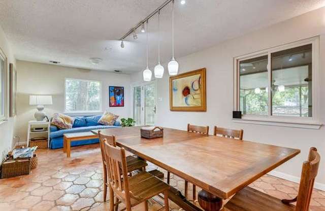 3203 BRIDLE PATH Gallery 3