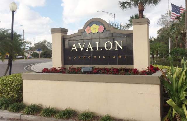 Large 2 Bedroom, 1 1/2 Bathroom Condo Available Immediately! photos photos