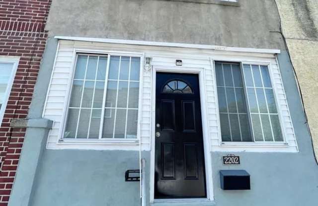 2202 S Norwood St photos photos