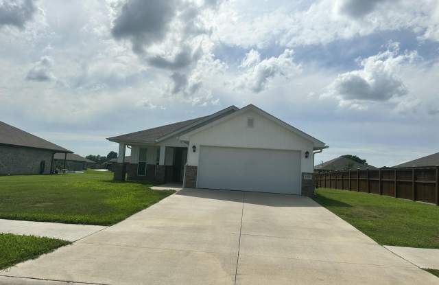 2000 Eagle Drive photos photos