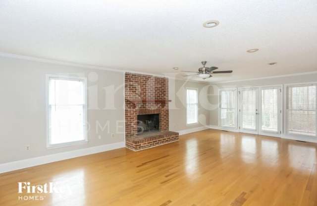 7117 Frances Irene Drive Gallery 4