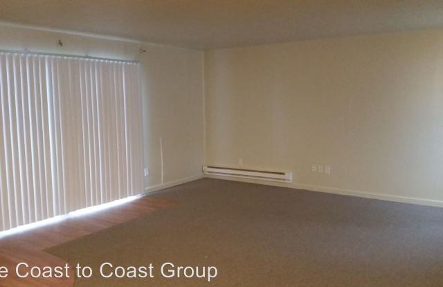 22824 Brookside Gallery 4