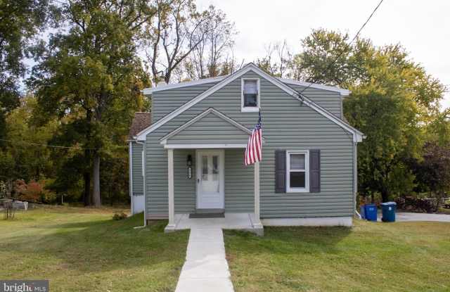 286 OAK Avenue - 286 North Oak Avenue, Delaware County, PA 19018