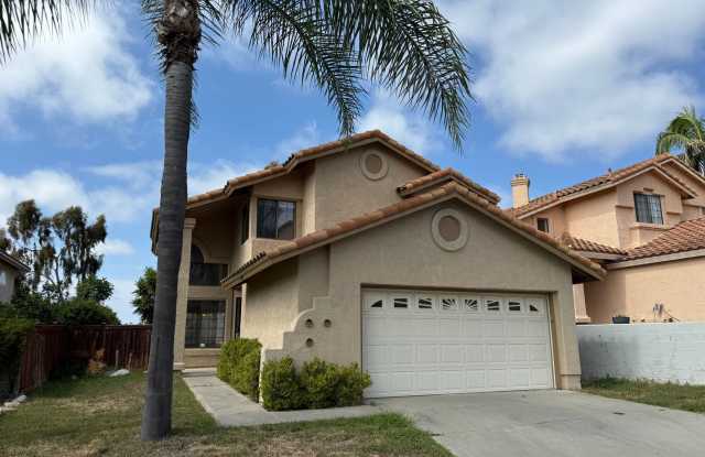Beautiful 4B/2.5BA House in Vista w/ Attached Garage  AC! photos photos
