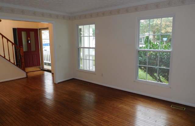 1425 FLYNN COURT Gallery 4