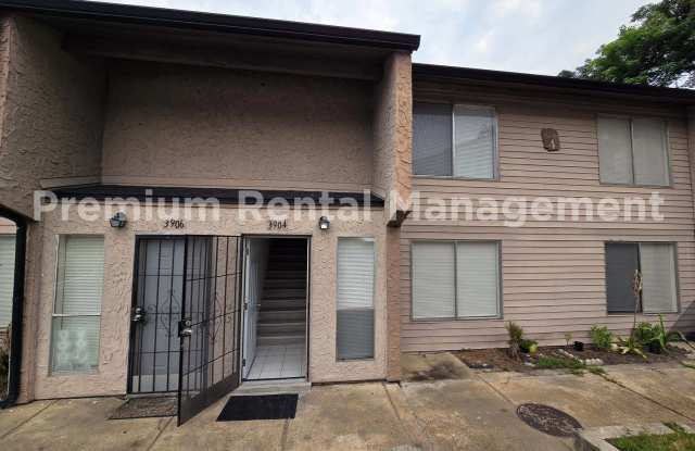 Large Two bedrooms with a cover patio photos photos
