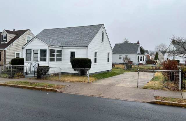 121 DEWEY AVENUE photos photos