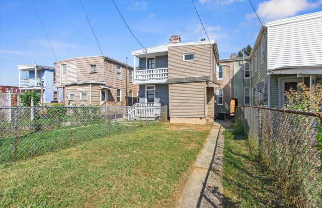 1/2 OFF FIRST MONTHS RENT PROMO - APPLY TODAY! Gallery 1