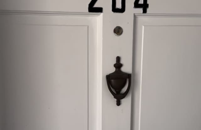 4 Westwood Avenue photos photos