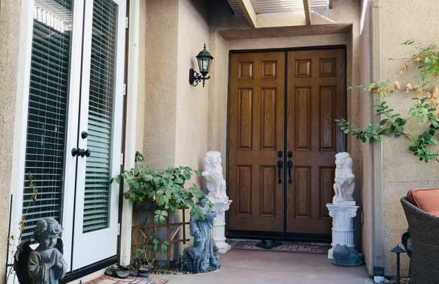 49535 Redford Way Gallery 4