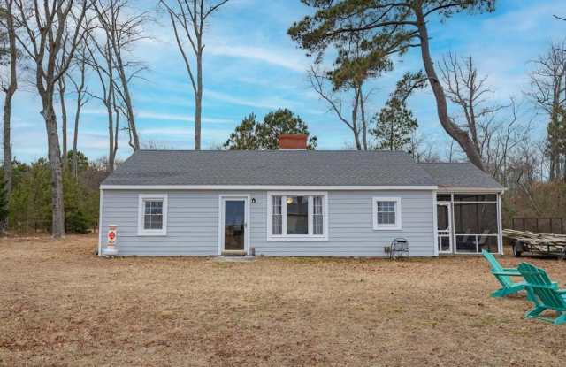 13 Suwannee Beach Dr photos photos