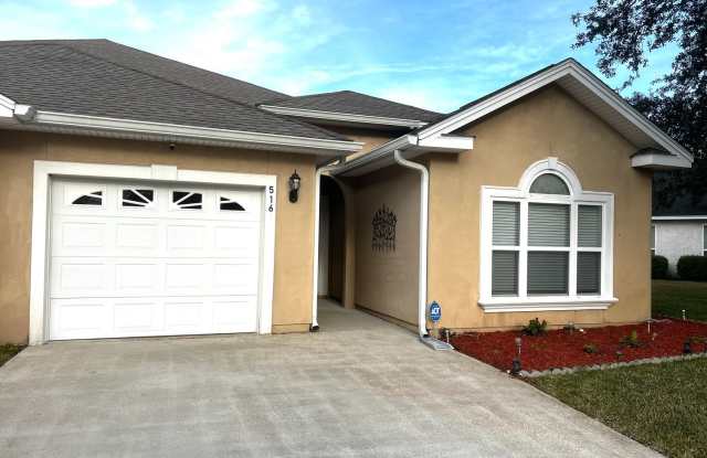 3/2 Landscaping included! photos photos