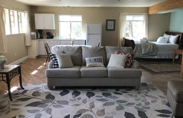 Silver Beach Studio photos photos