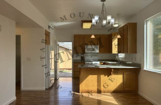 490 Butte Ave., Thermalito Gallery 4