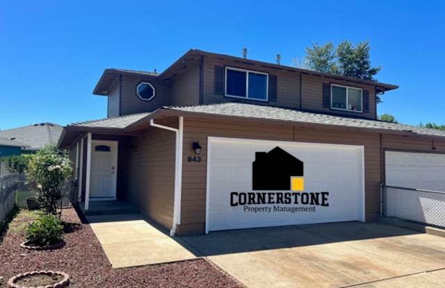 943 Glengrove Avenue photos photos