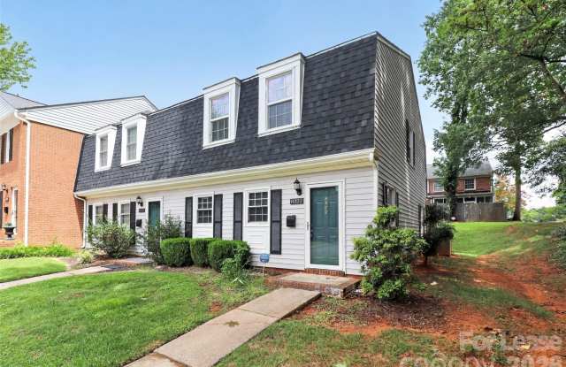 8322 Knights Bridge Road Gallery 4