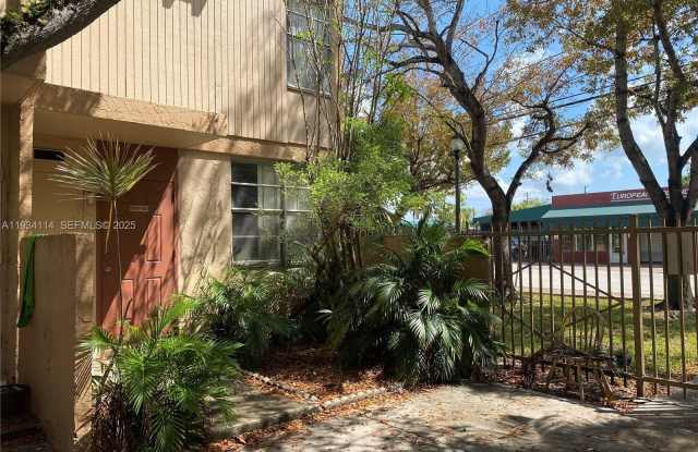 5959 SW 69th photos photos