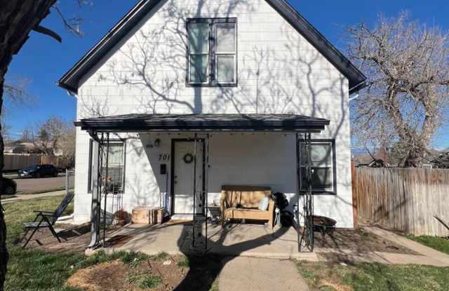 2 Bedroom 1 Bathroom Half Duplex in Denver's Villa Park photos photos