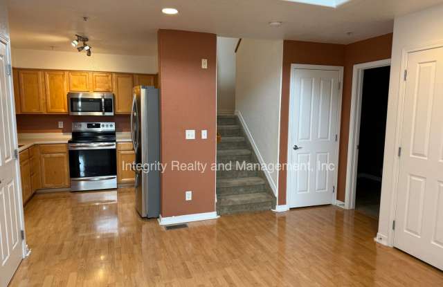 3 Bed/2 Bath, 2192 sqft - 23501 E Alamo Pl Unit C Aurora, CO 80016 Gallery 3