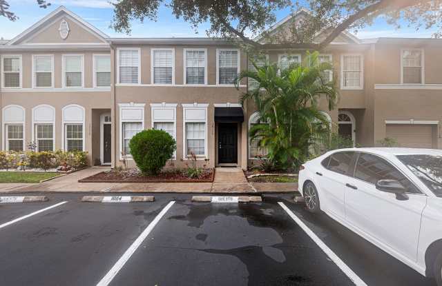 TAMPA TOWNHOME IN GATED COMMUNITY! photos photos