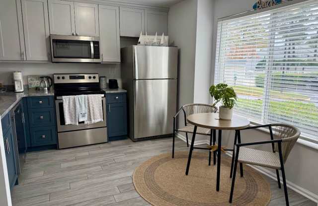 Fully furnished, private 2-story VB Condo! Gallery 4