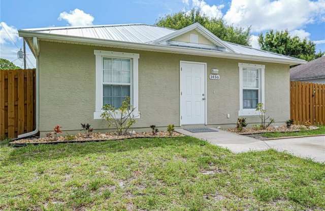 1456 25th Court SW Gallery 3