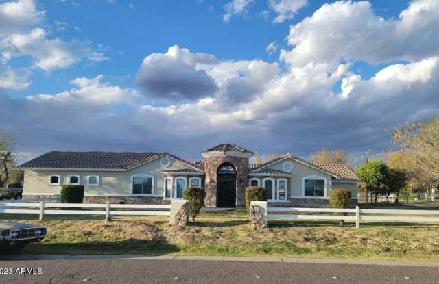 5502 N 105TH Lane - 5502 North 105th Lane, Phoenix, AZ 85307