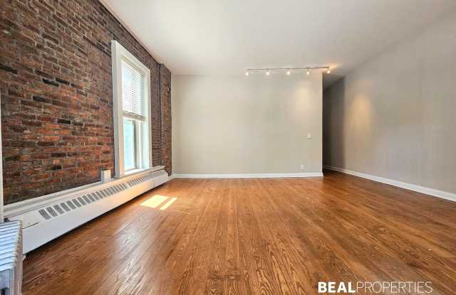 Reside on Clark Gallery 3