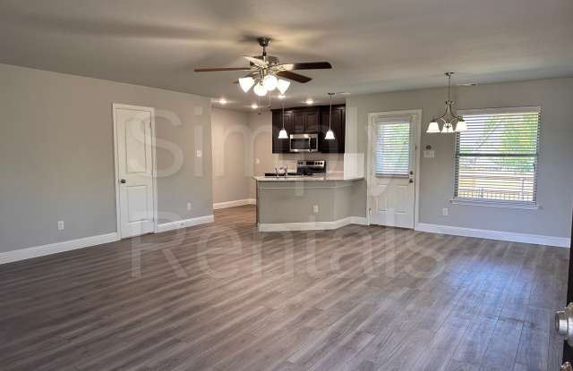 6801 Jade Dr - Greenville - Townhome Gallery 1