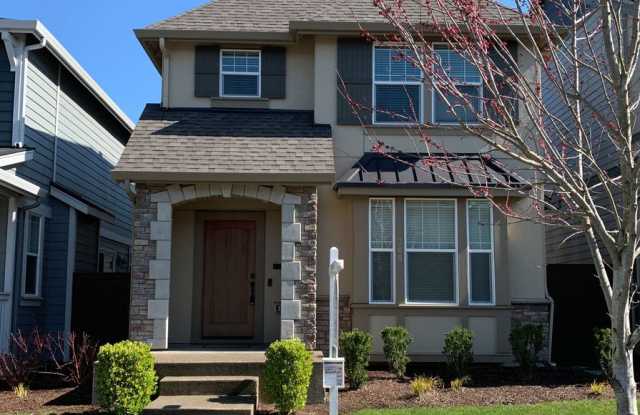 Close to Hi-Tech! 4bedroom near Quatma area. Newer with Granite and more! photos photos