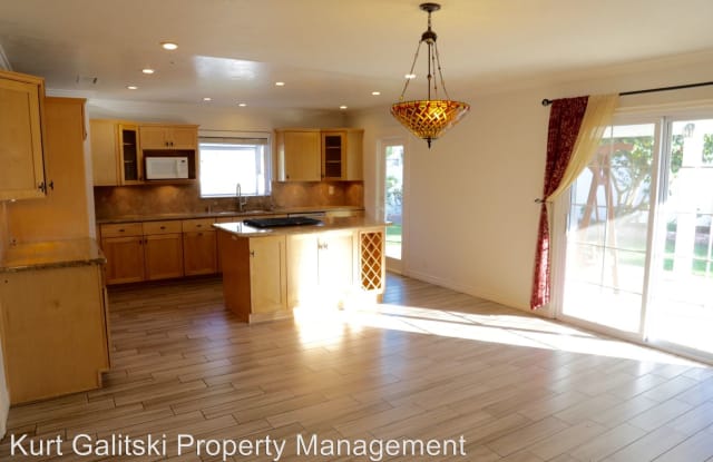 1799 Iowa St - 1799 Iowa Street, Costa Mesa, CA 92626