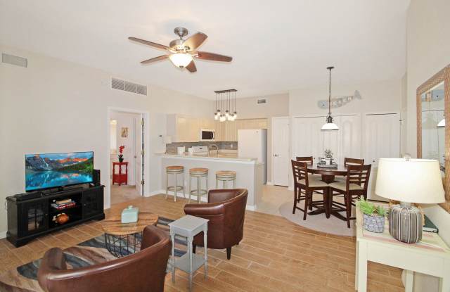 L'Pavia Annual Condo for Rent Gallery 4