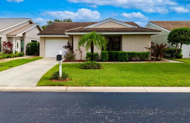 2525 Southwest Egret Pond Circle - 2525 Southwest Egret Pond Circle, Palm City, FL 34990