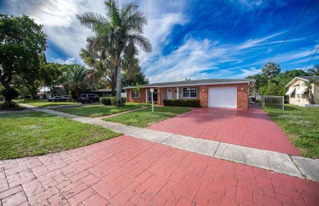 1501 SW 57th Ave - 1501 Southwest 57th Avenue, Plantation, FL 33317