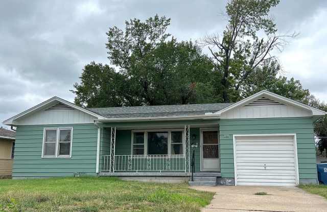 2 Bedroom 1 Bathroom House Gallery 1