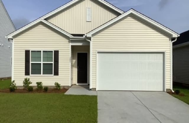 305 Augustine Drive - 305 Augustine Drive, Socastee, SC 29588