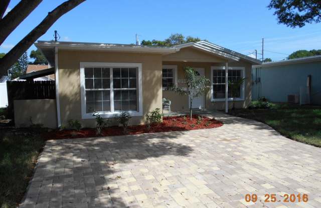 6211 1st Ave N - 6211 1st Avenue North, St. Petersburg, FL 33710