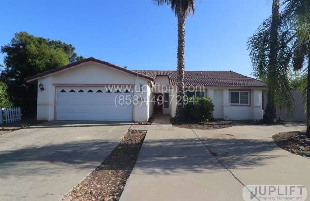 3 bedroom 2.5 bathroom home in Ramona Country Estates photos photos