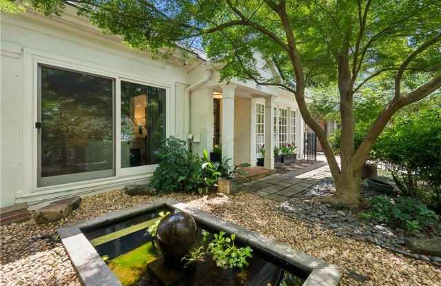 355 8th Street NE photos photos
