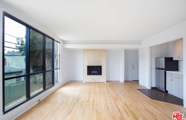 744 AMOROSO Place - 744 Amoroso Place, Los Angeles, CA 90291